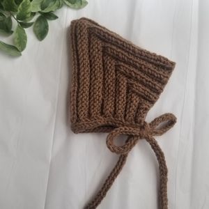 Knitted Baby Pixie Bonnet Hat | Cafè Latè